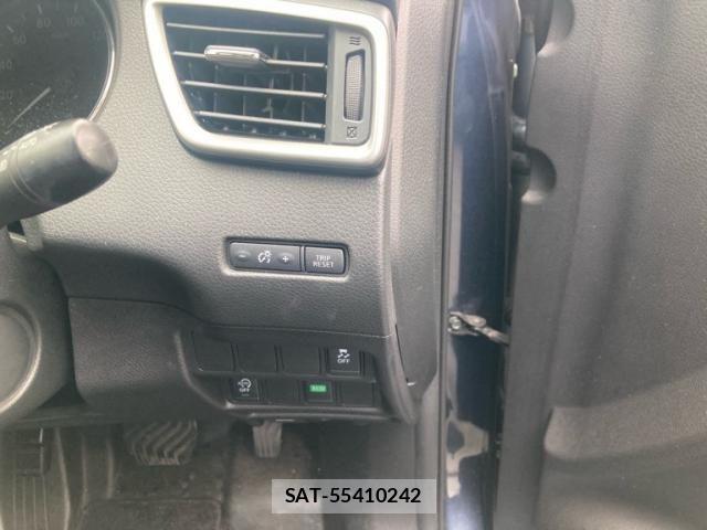 Nissan X-TRAIL 2016-03 7964497-17