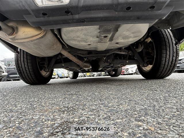 Nissan X-TRAIL 2013-09 8039368-11