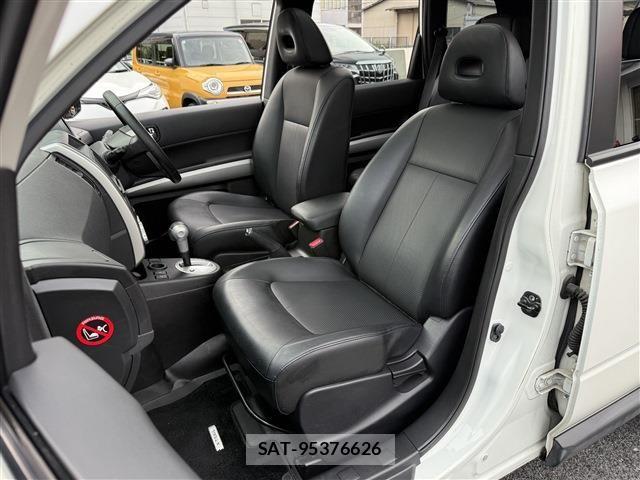 Nissan X-TRAIL 2013-09 8039368-22