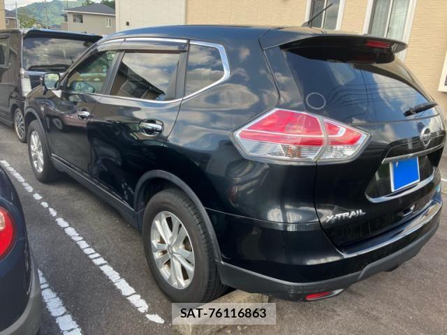 Nissan X-TRAIL 2014-08 8039374-1