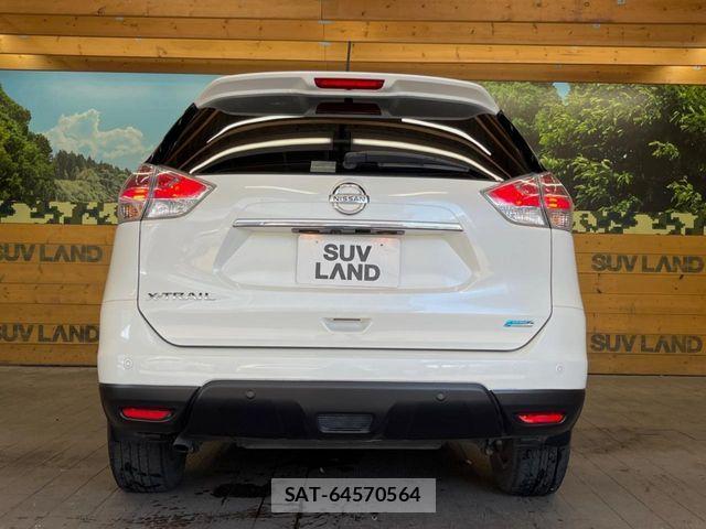 Nissan X-TRAIL 2016-11 8039365-14