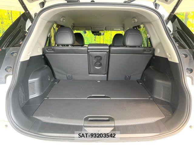 Nissan X-TRAIL 2017-07 8039362-9