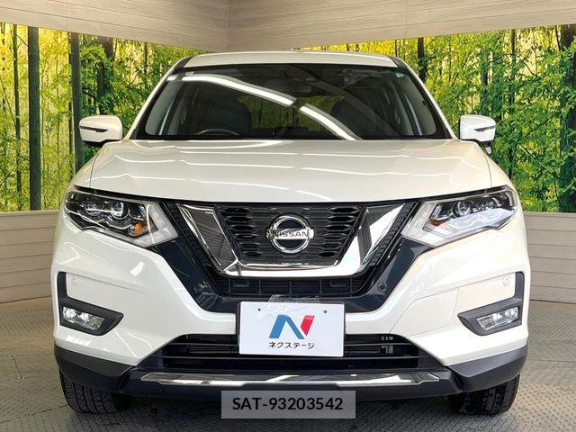Nissan X-TRAIL 2017-07 8039362-13