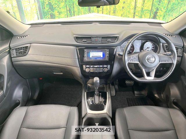 Nissan X-TRAIL 2017-07 8039362-1