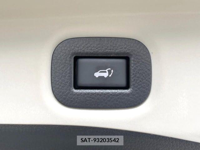 Nissan X-TRAIL 2017-07 8039362-3