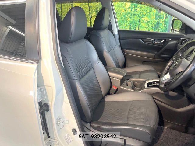 Nissan X-TRAIL 2017-07 8039362-7