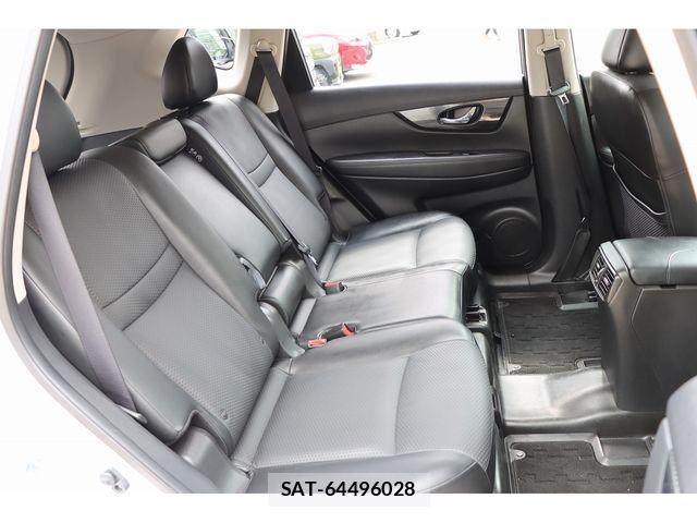 Nissan X-TRAIL 2018-04 8039363-11