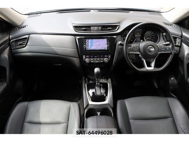 Nissan X-TRAIL 2018-04 8039363-1