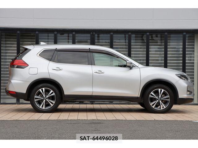 Nissan X-TRAIL 2018-04 8039363-5