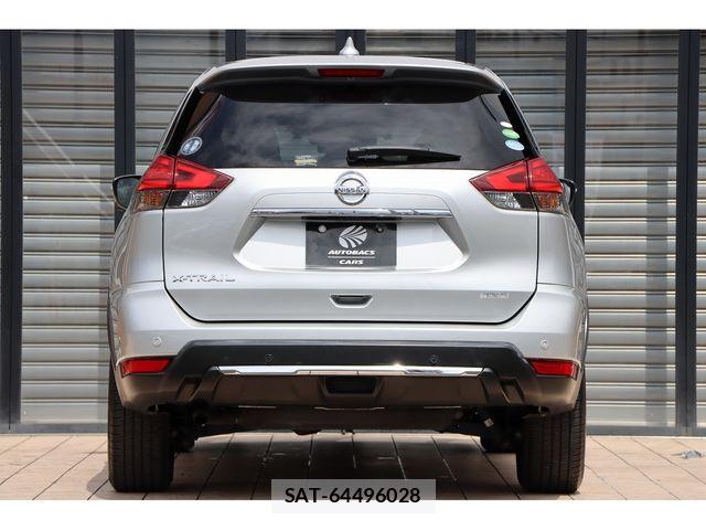 Nissan X-TRAIL 2018-04 8039363-6