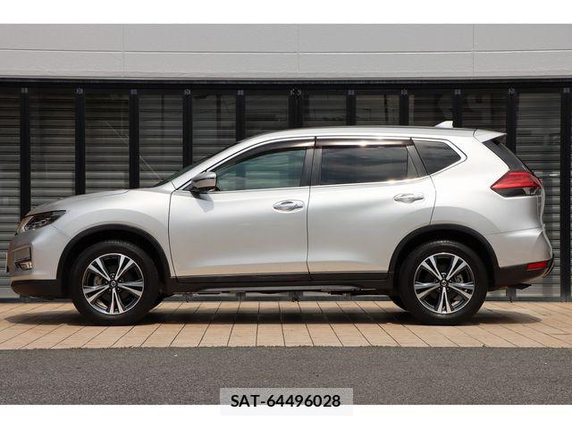 Nissan X-TRAIL 2018-04 8039363-8