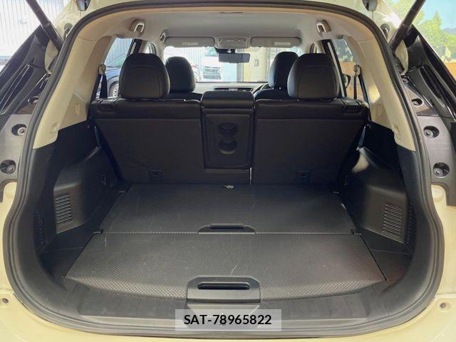 Nissan X-TRAIL 2017-06 8039364-9