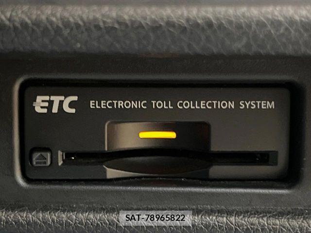 Nissan X-TRAIL 2017-06 8039364-6