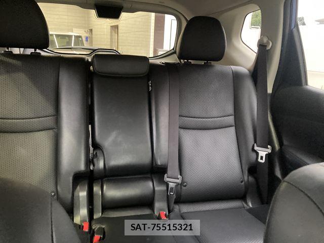 Nissan X-TRAIL 2018-03 8039366-24