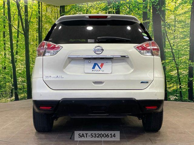 Nissan X-TRAIL 2016-04 8039367-14