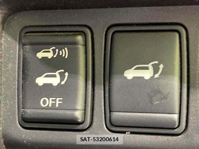 Nissan X-TRAIL 2016-04 8039367-6