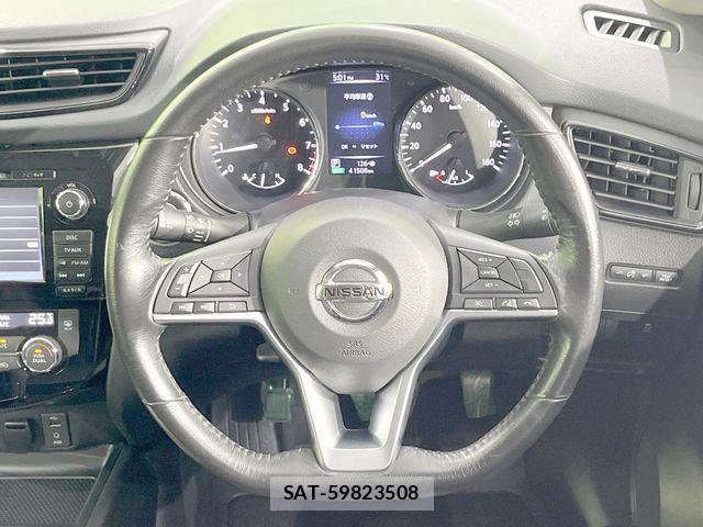 Nissan X-TRAIL 2017-11 8102890-10