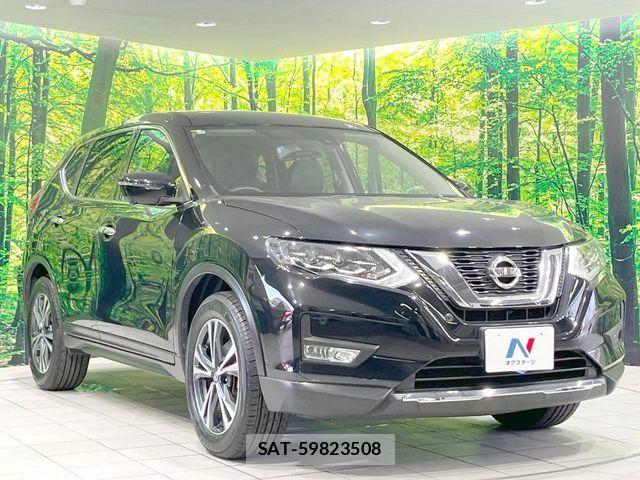 Nissan X-TRAIL 2017-11 8102890-15