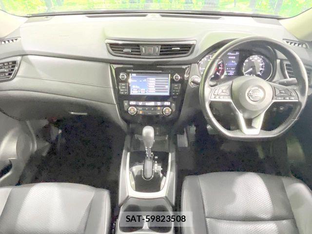 Nissan X-TRAIL 2017-11 8102890-1