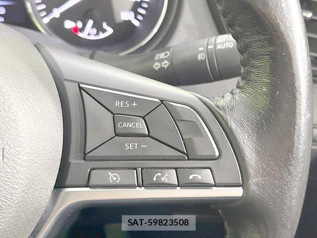 Nissan X-TRAIL 2017-11 8102890-5