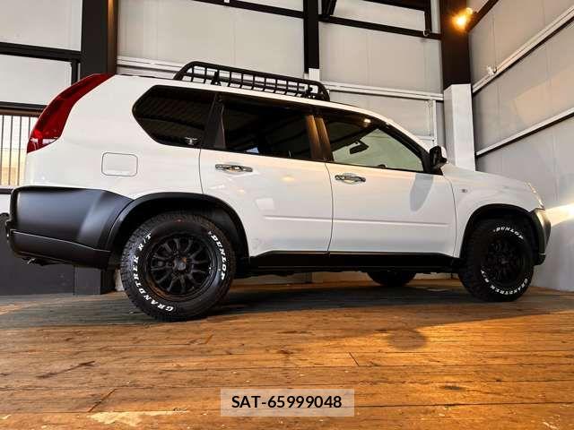 Nissan X-TRAIL 2013-06 8102892-18