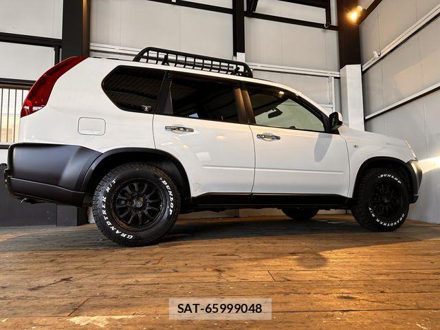 Nissan X-TRAIL 2013-06 8102892-23
