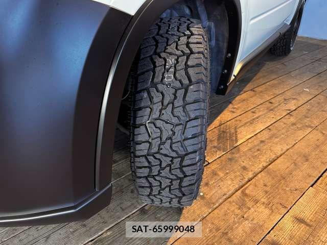 Nissan X-TRAIL 2013-06 8102892-4