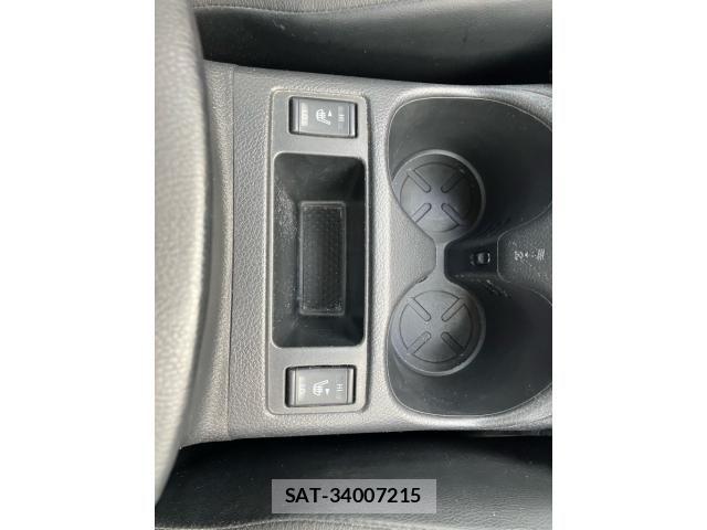 Nissan X-TRAIL 2016-03 8102891-18