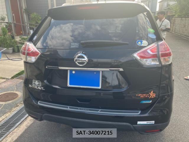 Nissan X-TRAIL 2016-03 8102891-2