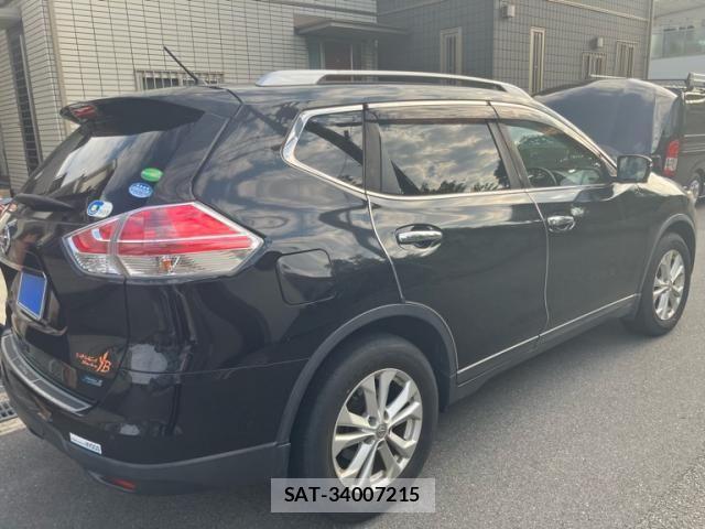 Nissan X-TRAIL 2016-03 8102891-3