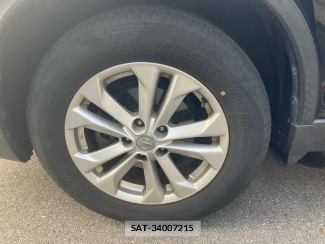 Nissan X-TRAIL 2016-03 8102891-7