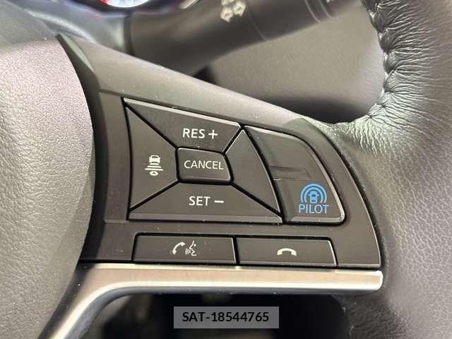 Nissan X-TRAIL 2017-07 8133140-12