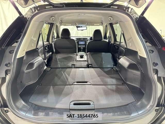 Nissan X-TRAIL 2017-07 8133140-27