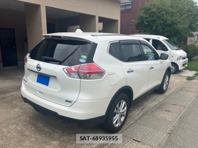 Nissan X-TRAIL 2015-06 8133141-13