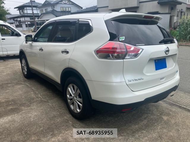 Nissan X-TRAIL 2015-06 8133141-14