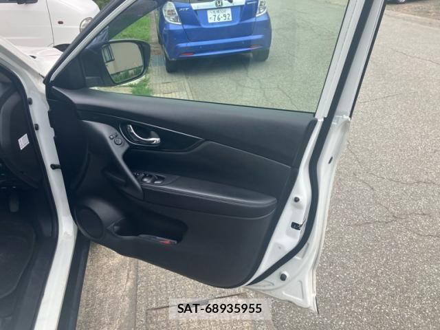 Nissan X-TRAIL 2015-06 8133141-6
