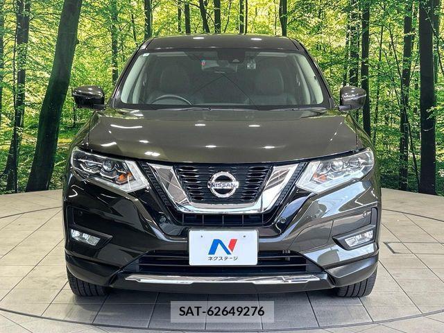 Nissan X-TRAIL 2018-03 8211140-13