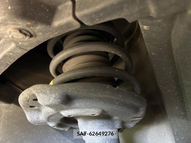 Nissan X-TRAIL 2018-03 8211140-19