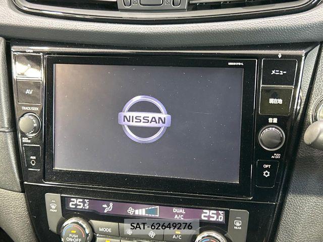 Nissan X-TRAIL 2018-03 8211140-3