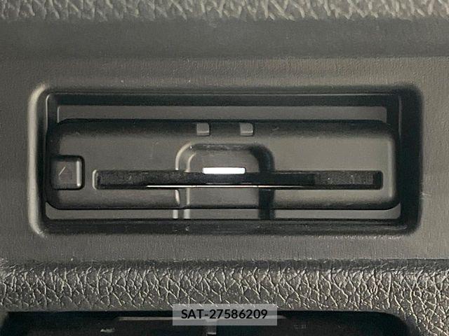 Nissan X-TRAIL 2020-02 8211139-6