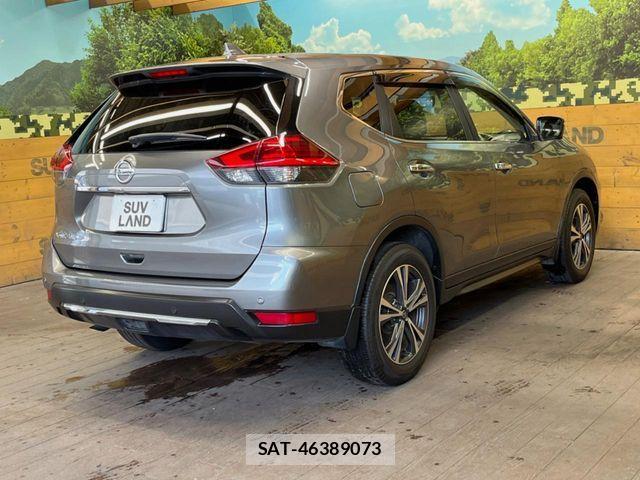 Nissan X-TRAIL 2018-12 8211136-16