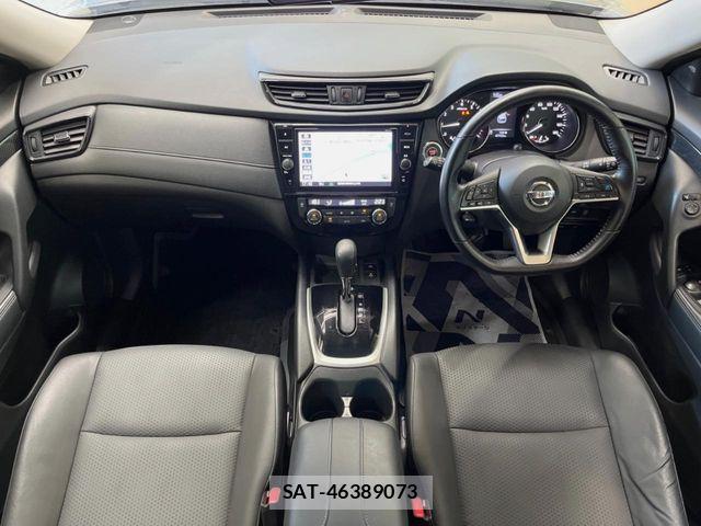 Nissan X-TRAIL 2018-12 8211136-1