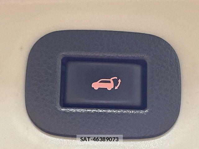 Nissan X-TRAIL 2018-12 8211136-6