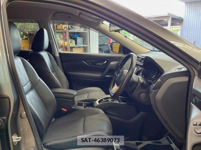 Nissan X-TRAIL 2018-12 8211136-7