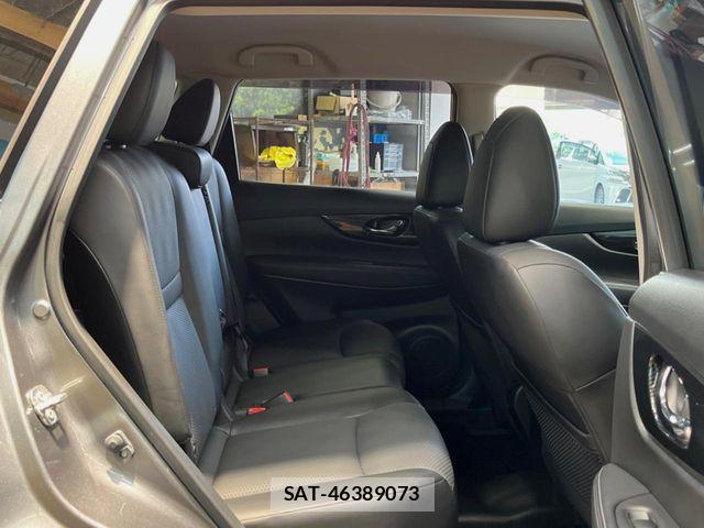 Nissan X-TRAIL 2018-12 8211136-8