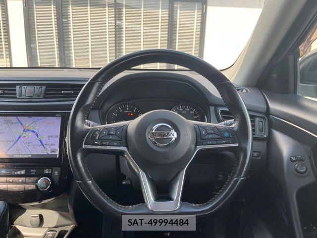 Nissan X-TRAIL 2018-06 8211138-11