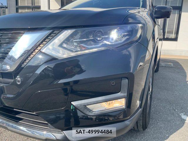 Nissan X-TRAIL 2018-06 8211138-12