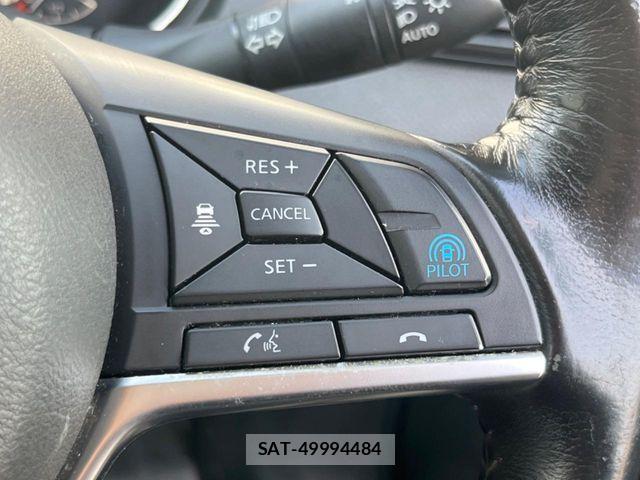 Nissan X-TRAIL 2018-06 8211138-4
