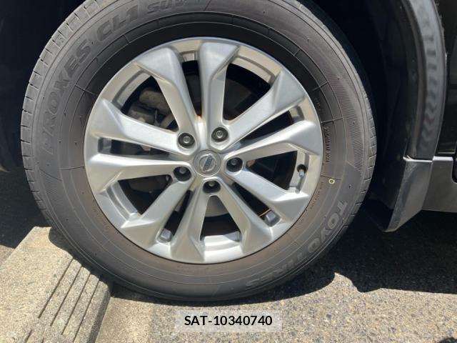 Nissan X-TRAIL 2015-12 8232514-9