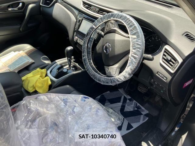Nissan X-TRAIL 2015-12 8232514-13